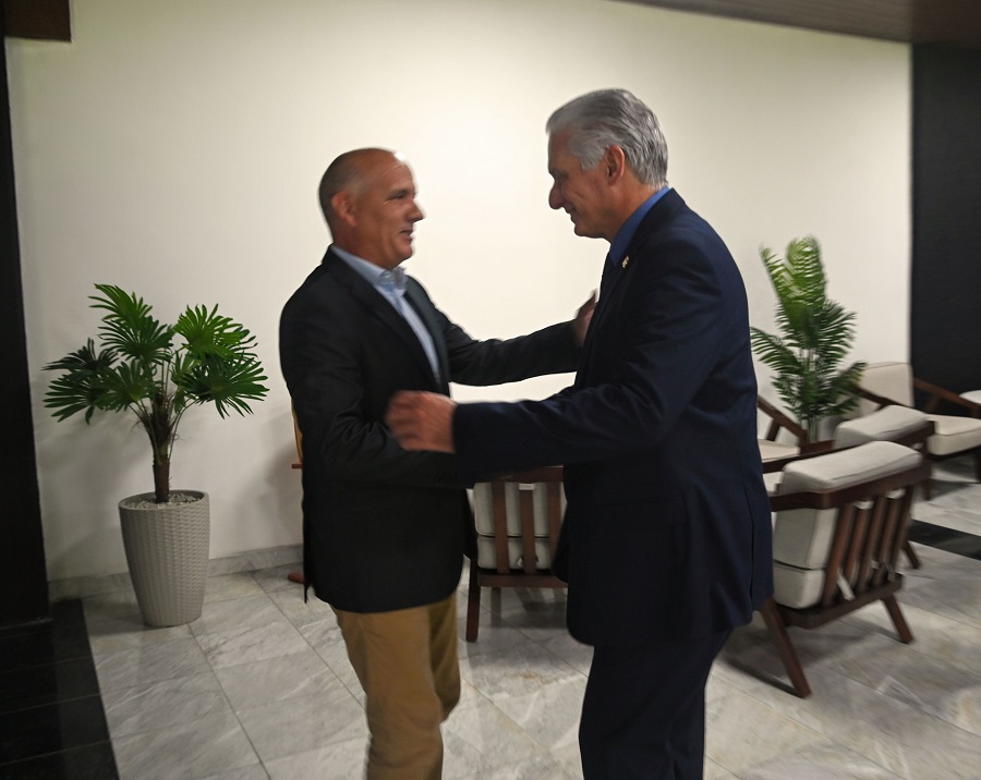 intercambio con lñideres mundiales