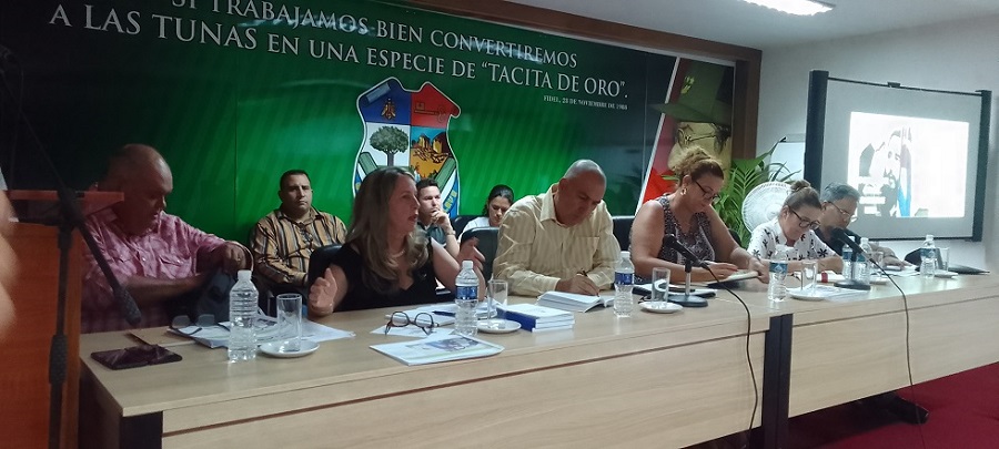 Evalúan en Las Tunas aseguramientos para el venidero curso escolar