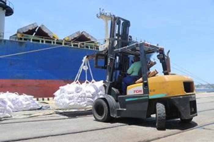 Cuba recibe nuevo donativo de 15 mil toneladas de arroz de China