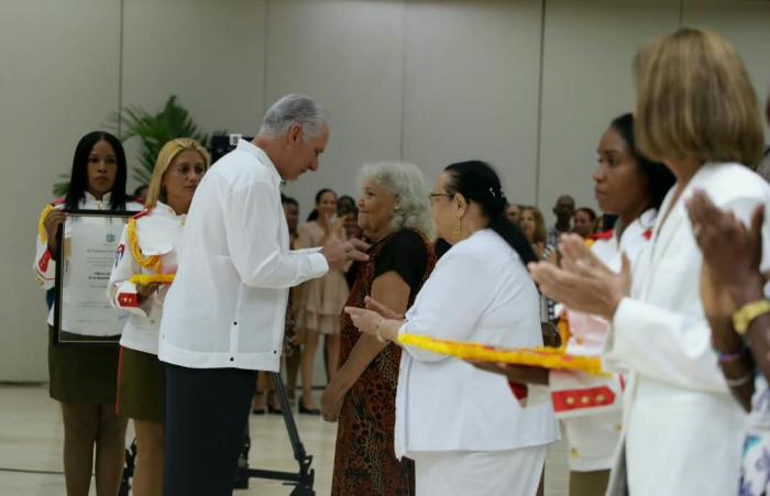 Protagonismo eterno a la mujer cubana