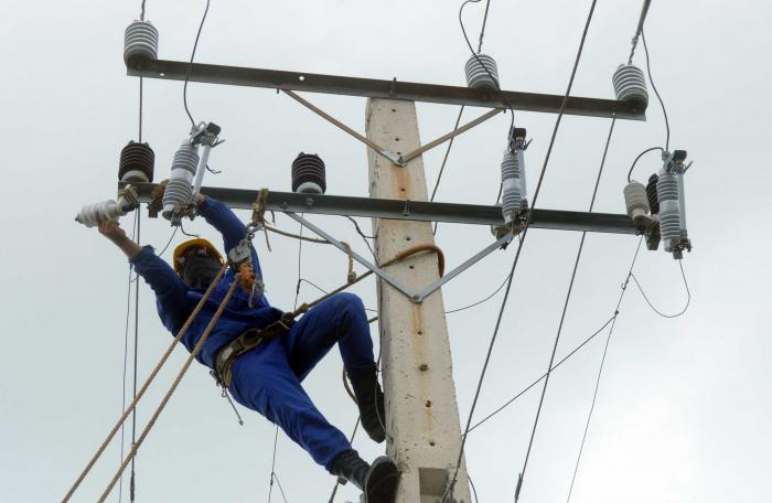 trabajador eléctrico